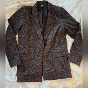 Simply Vera Subtle Leopard Print Blazer